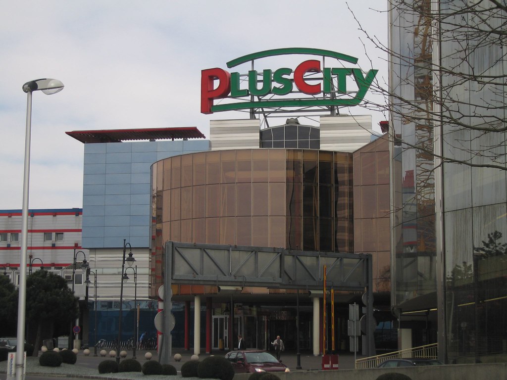 Торговый центр Plus City